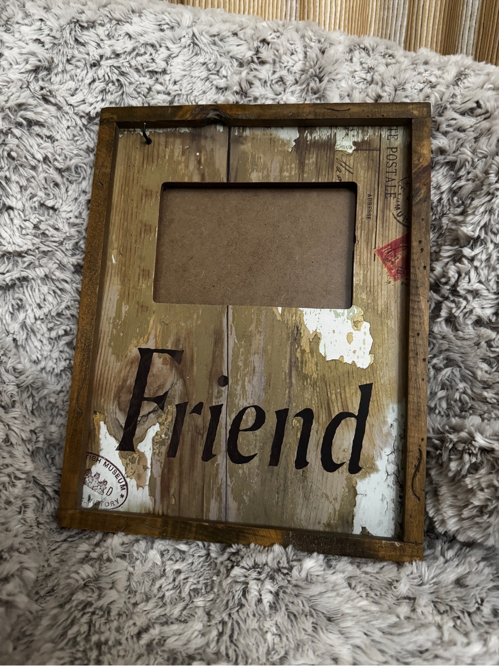 Rustic Distressed Wood Hanging Photo Frame "Friend" 10x12 Fits 4x6 Clear Glass